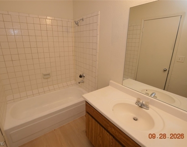 4300 N Lamont Street - Photo Thumbnail 6