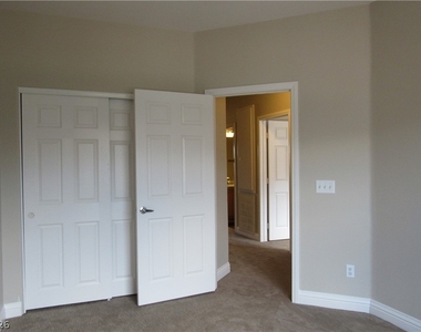 712 Peachy Canyon Circle - Photo Thumbnail 20