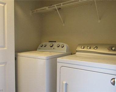 712 Peachy Canyon Circle - Photo Thumbnail 26
