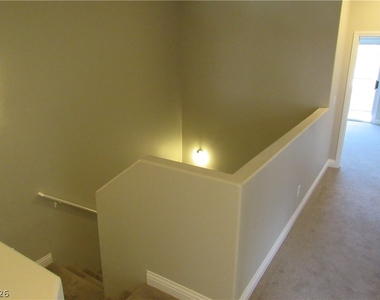 712 Peachy Canyon Circle - Photo Thumbnail 10