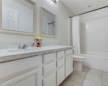 309 Andamento Place - Photo Thumbnail 22