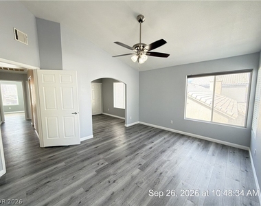 7520 Pacific Ridge Avenue - Photo Thumbnail 17
