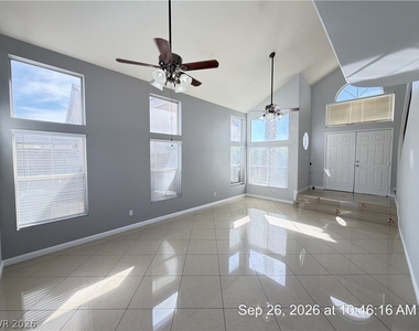 7520 Pacific Ridge Avenue - Photo Thumbnail 6