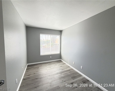 7520 Pacific Ridge Avenue - Photo Thumbnail 28