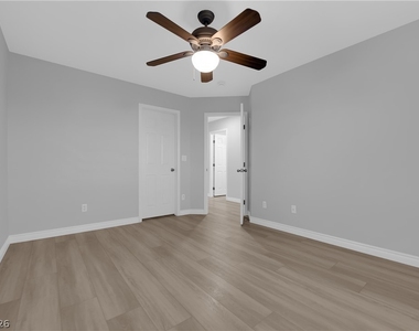 10503 Bella Camrosa Drive - Photo Thumbnail 35