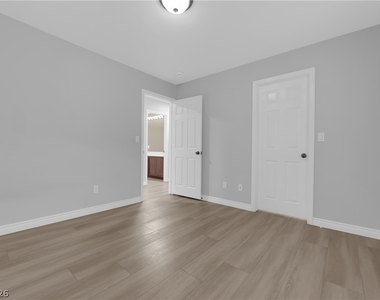 10503 Bella Camrosa Drive - Photo Thumbnail 32