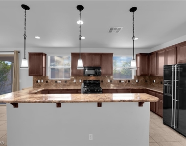 10503 Bella Camrosa Drive - Photo Thumbnail 11