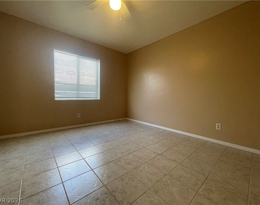 590 National Street - Photo Thumbnail 12