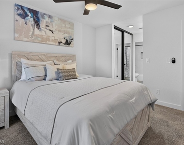 4724 Nara Vista Way - Photo Thumbnail 16