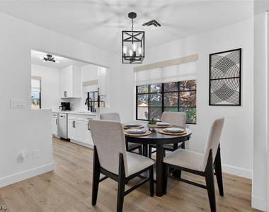 4724 Nara Vista Way - Photo Thumbnail 11
