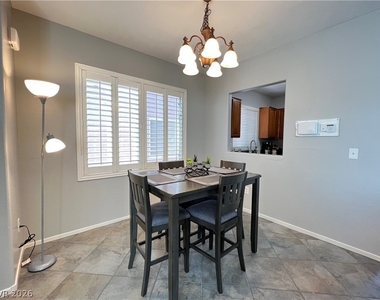 260 Lazy Posey Court - Photo Thumbnail 4