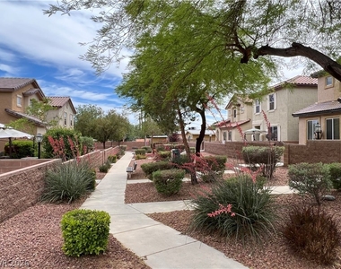 260 Lazy Posey Court - Photo Thumbnail 18