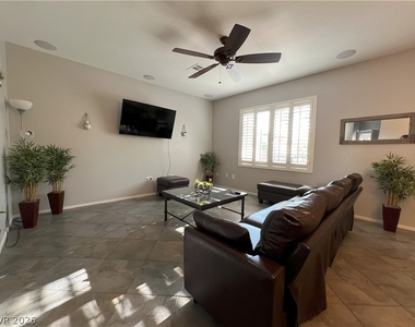 260 Lazy Posey Court - Photo Thumbnail 2