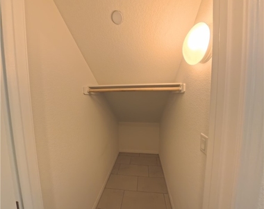 6547 Dove Point Place - Photo Thumbnail 20