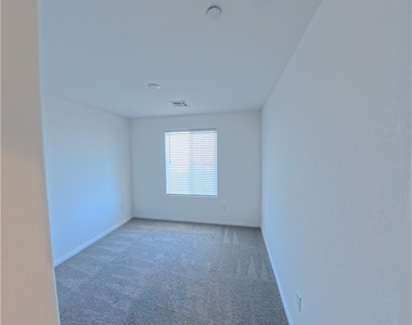 6547 Dove Point Place - Photo Thumbnail 16