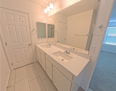 6547 Dove Point Place - Photo Thumbnail 11