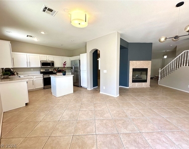 5007 Caprock Canyon Avenue - Photo Thumbnail 9