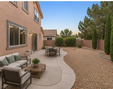 11436 Diveley Avenue - Photo Thumbnail 11