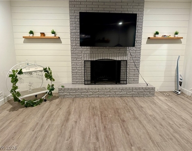 3610 Antigua Avenue - Photo Thumbnail 12