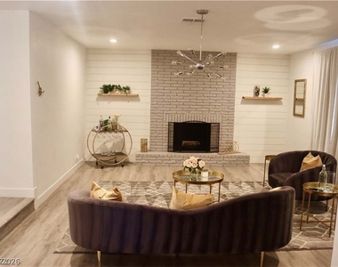 3610 Antigua Avenue - Photo Thumbnail 4