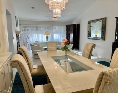 2833 Sungold Drive - Photo Thumbnail 2