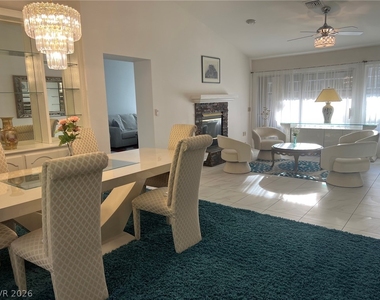 2833 Sungold Drive - Photo Thumbnail 4