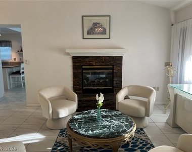 2833 Sungold Drive - Photo Thumbnail 6