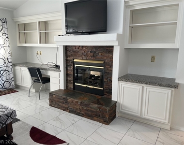 2833 Sungold Drive - Photo Thumbnail 12