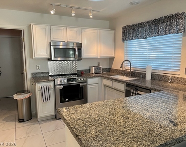 2833 Sungold Drive - Photo Thumbnail 9