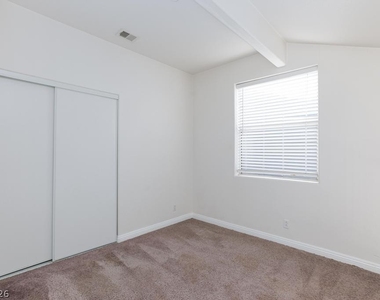 2246 Ramsgate Drive - Photo Thumbnail 18