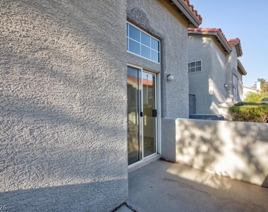 2246 Ramsgate Drive - Photo Thumbnail 7