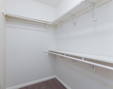 2246 Ramsgate Drive - Photo Thumbnail 25
