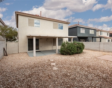 10272 Ghost Gum Street - Photo Thumbnail 22