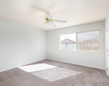 10272 Ghost Gum Street - Photo Thumbnail 14
