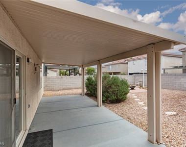 10272 Ghost Gum Street - Photo Thumbnail 21