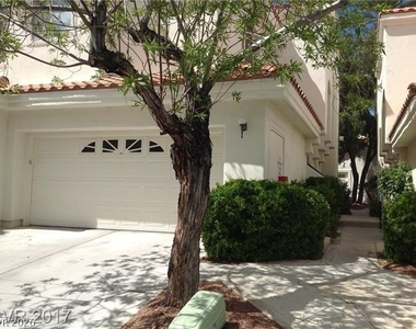 7636 Rolling View Drive - Photo Thumbnail 2