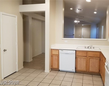 9601 Christine View Court - Photo Thumbnail 3