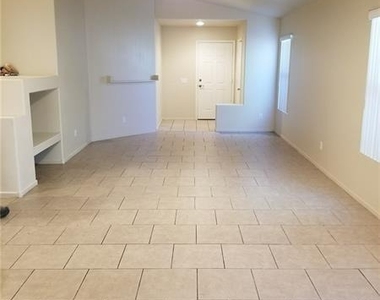 9601 Christine View Court - Photo Thumbnail 7