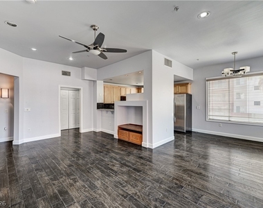 75 E Agate Avenue - Photo Thumbnail 6