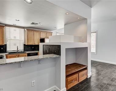 75 E Agate Avenue - Photo Thumbnail 11