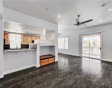 75 E Agate Avenue - Photo Thumbnail 3