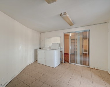 1724 Palm Street - Photo Thumbnail 25