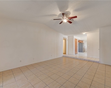 1724 Palm Street - Photo Thumbnail 5