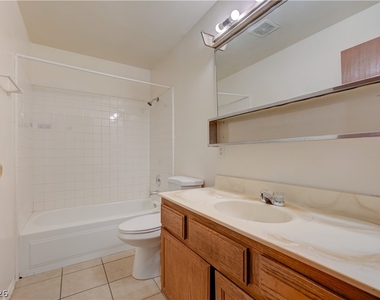 1724 Palm Street - Photo Thumbnail 19