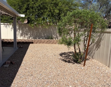 4020 Balsam Mountain Street - Photo Thumbnail 3