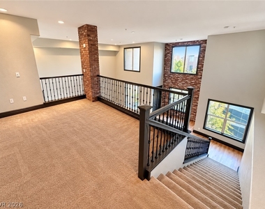 26 E Serene Avenue - Photo Thumbnail 11