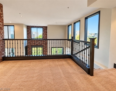 26 E Serene Avenue - Photo Thumbnail 12