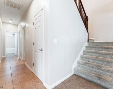 6221 Villa Emo Street - Photo Thumbnail 14