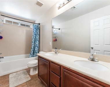 6221 Villa Emo Street - Photo Thumbnail 24