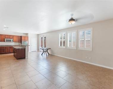 6221 Villa Emo Street - Photo Thumbnail 4